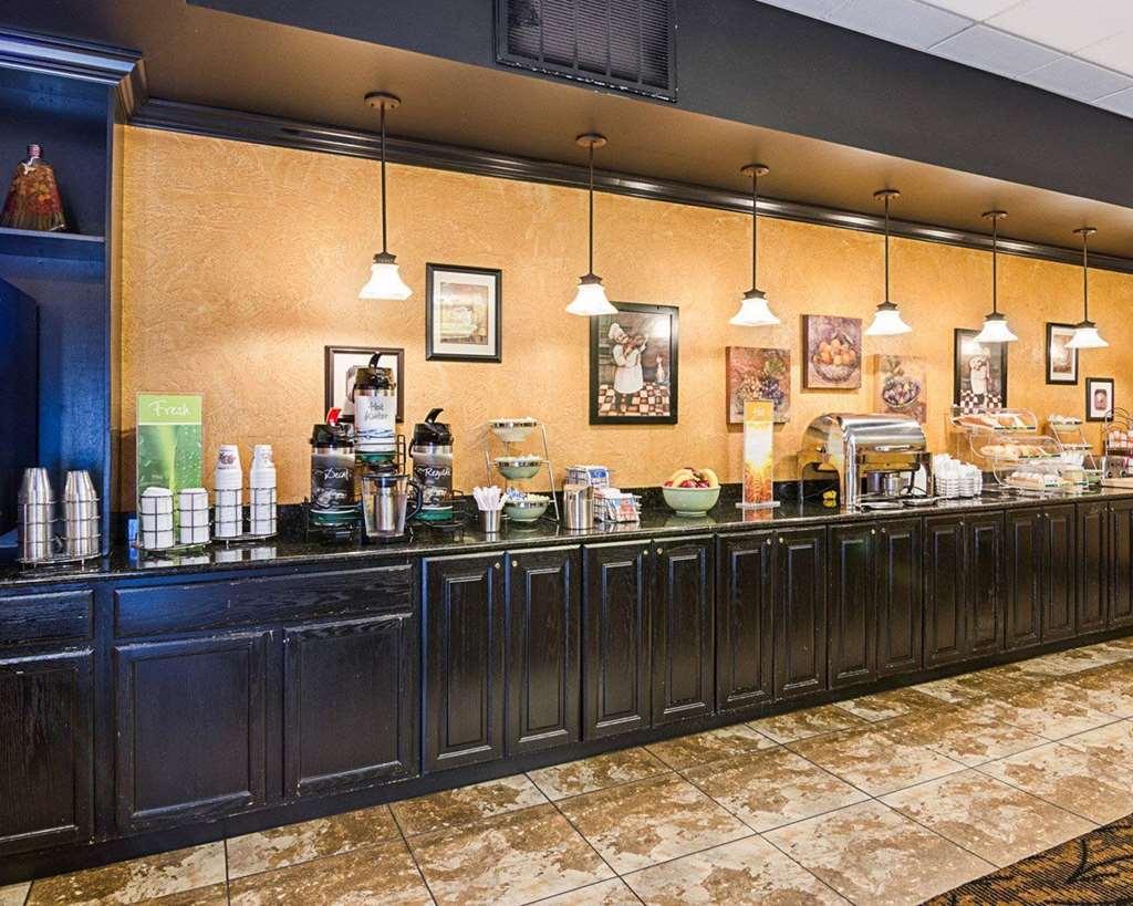 Quality Inn Луисбург Ресторант снимка