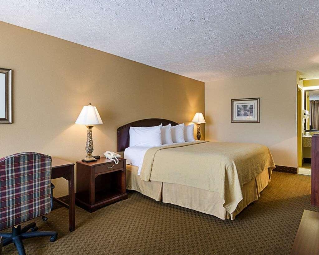 Quality Inn Луисбург Стая снимка
