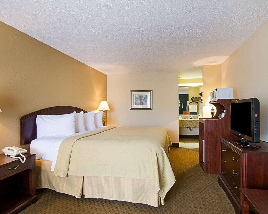 Quality Inn Луисбург Стая снимка