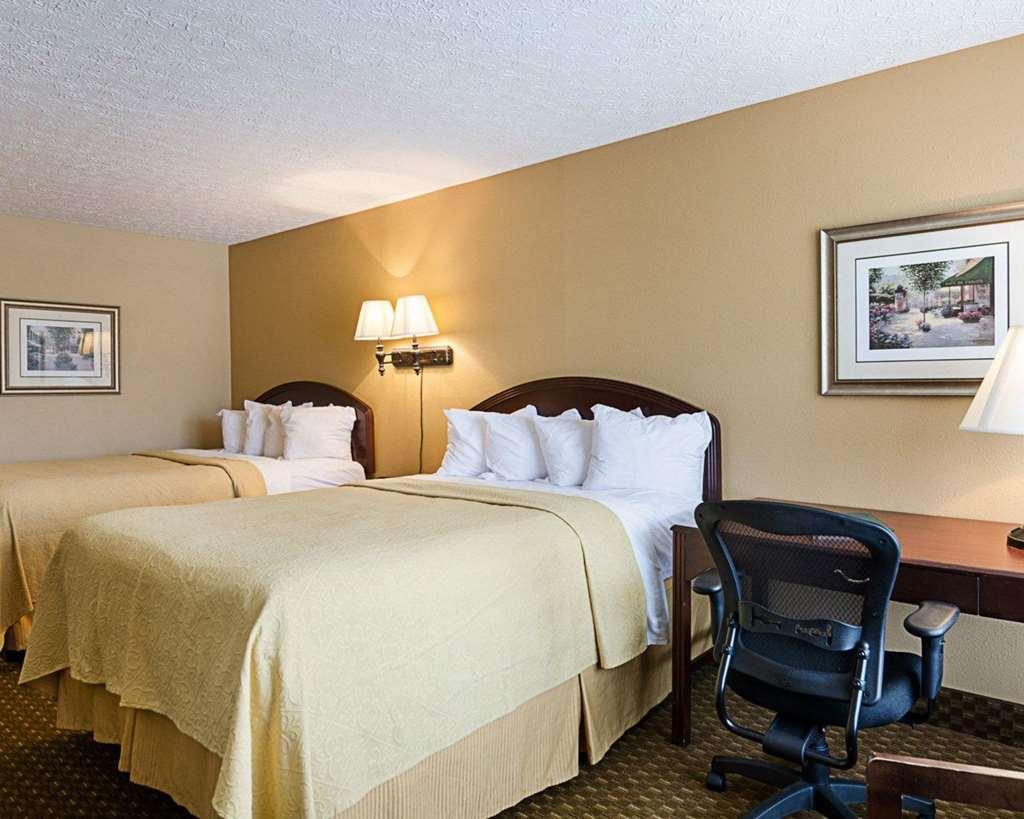 Quality Inn Луисбург Стая снимка