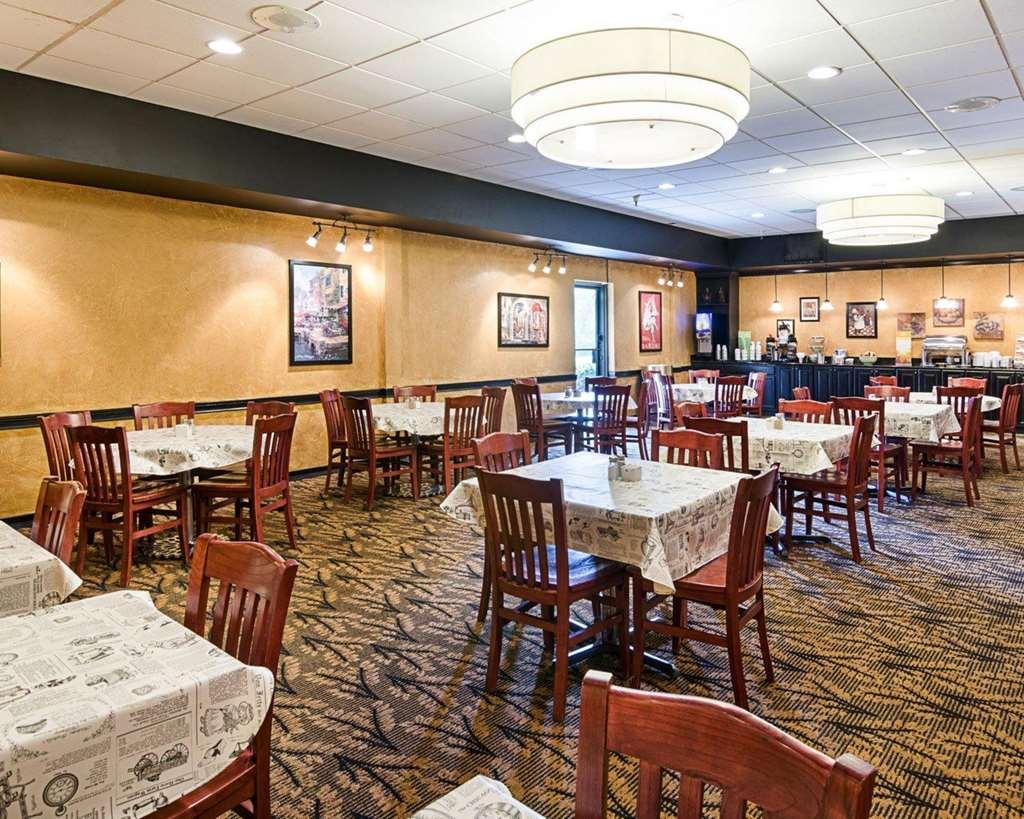 Quality Inn Луисбург Ресторант снимка