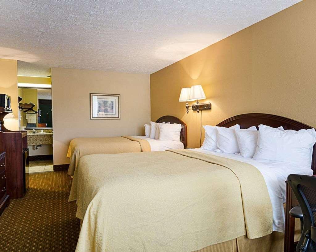 Quality Inn Луисбург Стая снимка