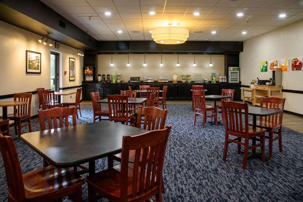 Quality Inn Луисбург Екстериор снимка