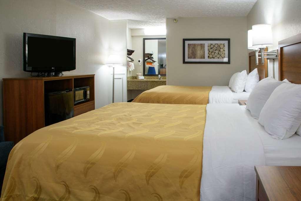 Quality Inn Луисбург Стая снимка